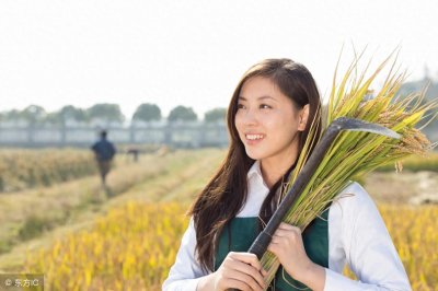 ​郑州80后美女刘娟，离开城市去农村生活，不知现在她怎样了？