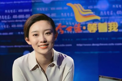 ​李七月：因博学被称“小董卿”，沉淀8年终于圆梦！获奖后去哪了